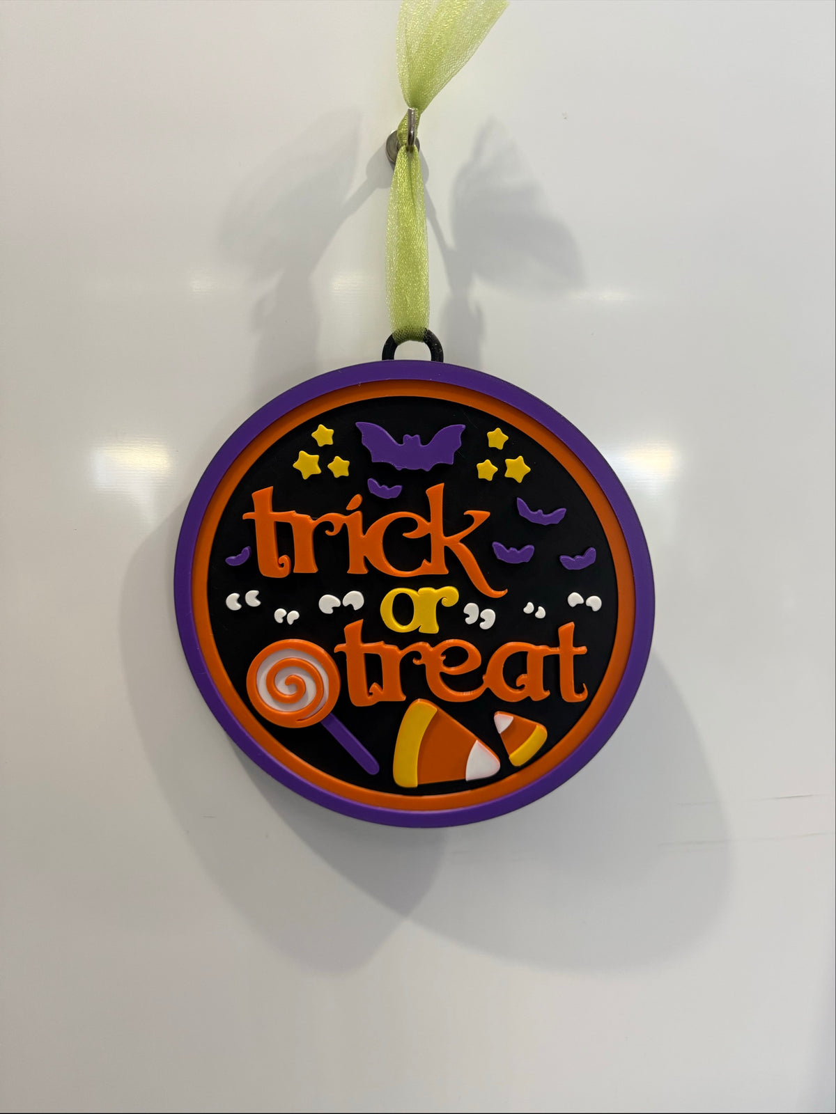 Trick or Treat wall plaque sign